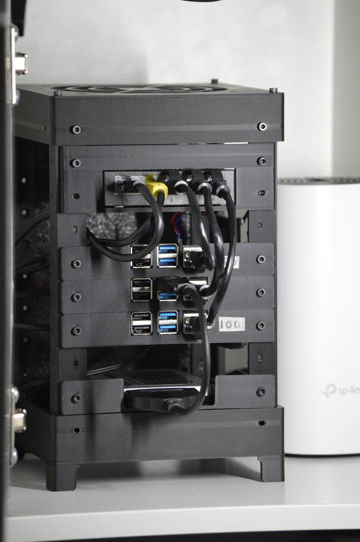 Raspberry Pi cluster in a custom case
